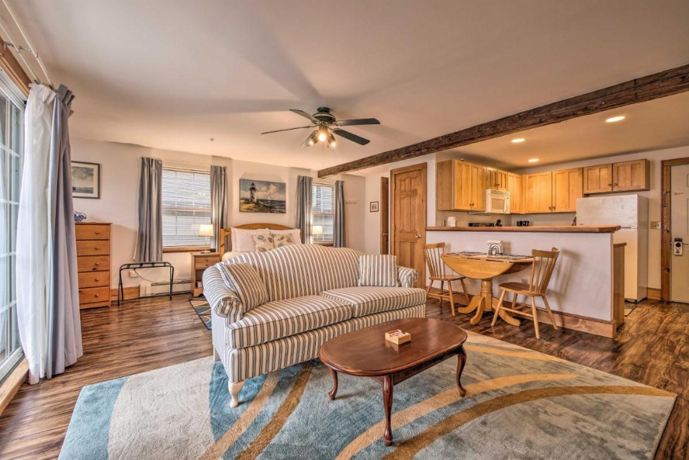 Lincolnville Studio with Ocean-view Balcony! Image 22