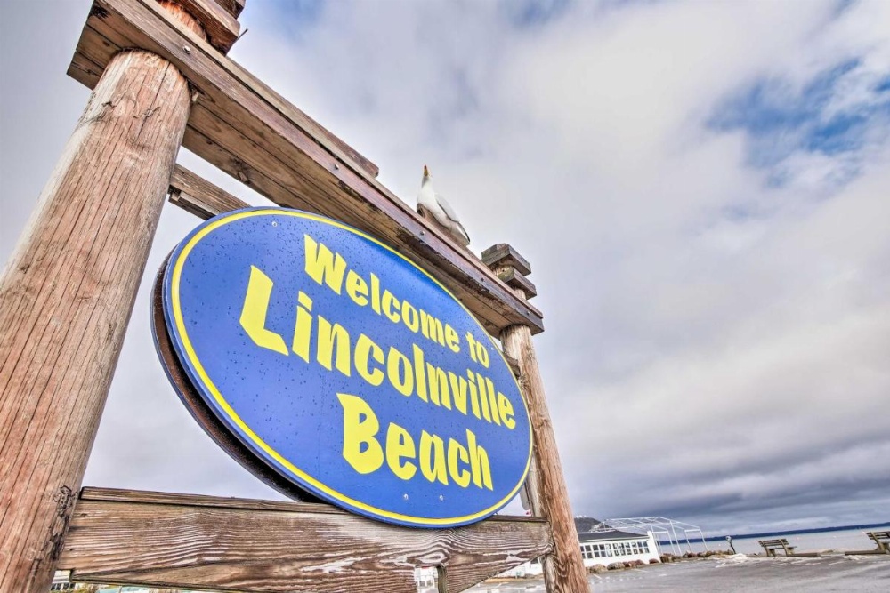 Lincolnville Studio with Ocean-view Balcony! Image 23